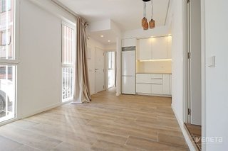 Piso en venta en Valdezarza en Madrid