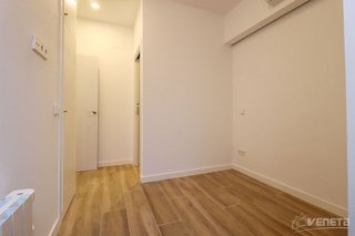 Piso en venta en Valdezarza en Madrid