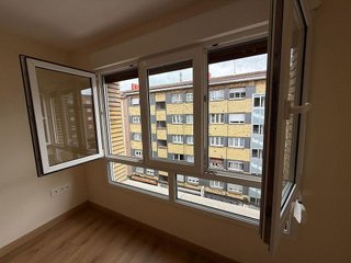 Piso en venta en El Llano en Gijón