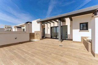 Chalet en venta en San Miguel de Salinas