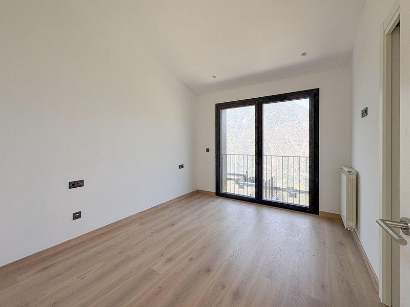 3-bedroom chalet for rent in La Comella, Andorra la Vella · 16 of 60