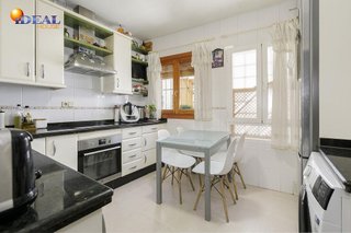 Casa adosada en venta en San Matías - Realejo en Granada