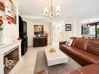 Casa adosada en venta en Riviera del Sol en Mijas