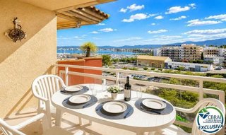 Piso en venta en Port Esportiu - Puig Rom - Canyelles en Roses
