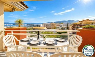 Piso en venta en Port Esportiu - Puig Rom - Canyelles en Roses
