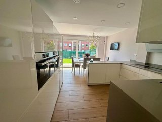 Casa pareada en venta en Bezana en Santa Cruz de Bezana
