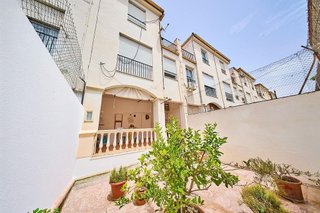 Casa adosada en venta en Fuente Vaqueros