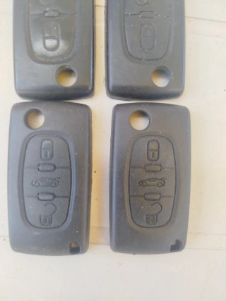 Tampas de comandos para carro Cada 5€