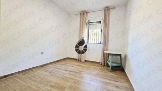 Chalet en venta en Palomares del Río