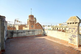 Ático en venta en El Raval en Barcelona