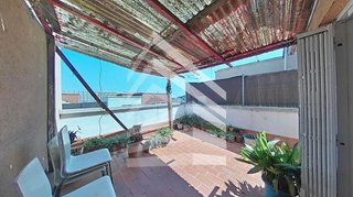 Ático en venta en El Turó de la Peira en Barcelona