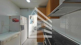Ático en venta en El Turó de la Peira en Barcelona