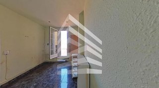 Ático en venta en El Turó de la Peira en Barcelona