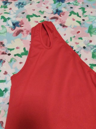 Conjunto de short y top rojo y blanco