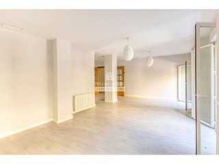Piso en venta en Arrancapins en Valencia