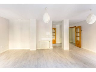 Piso en venta en Arrancapins en Valencia