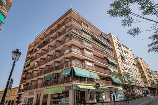 Piso en venta en Camino de Ronda - Rosaleda en Granada