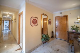Piso en venta en Camino de Ronda - Rosaleda en Granada