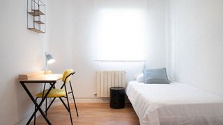 Piso en venta en Palomeras bajas en Madrid