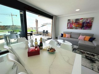 Dúplex en venta en Cala de Finestrat en Finestrat