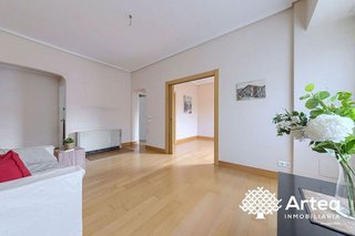 Piso en venta en San Pedro de Deusto-La Ribera en Bilbao