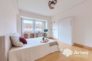 Piso en venta en San Pedro de Deusto-La Ribera en Bilbao