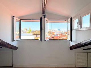 Piso en venta en Cortes - Huertas en Madrid