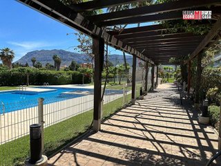 Piso en venta en Les Marines/Las Marinas en Dénia