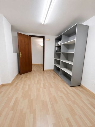 Local comercial en alquiler en Príncep de Viana - Clot -Xalets Humbert Torres en Lleida
