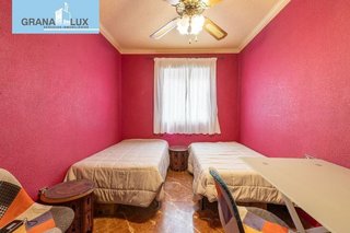 Casa adosada en venta en Almanjáyar en Granada