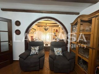 Chalet en venta en La Granja-La Colina-Los Pastores en Algeciras