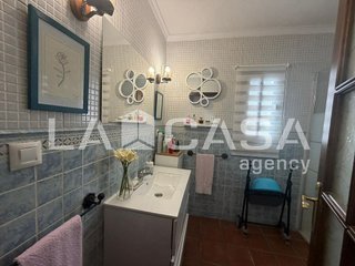 Chalet en venta en La Granja-La Colina-Los Pastores en Algeciras