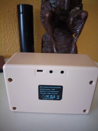 Mini amplificador de bajo Strich con Bluetooth