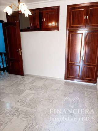 Casa en venta en La Paz en Alcalá de Guadaira