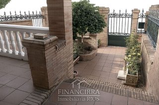 Casa en venta en La Paz - Montecarmelo en Alcalá de Guadaira