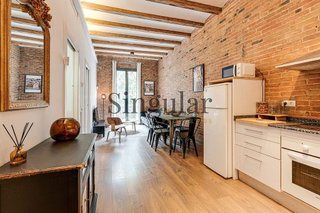 Piso en venta en El Camp de l'Arpa del Clot en Barcelona