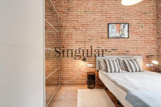 Piso en venta en El Camp de l'Arpa del Clot en Barcelona