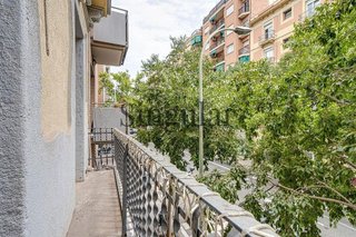 Piso en venta en El Camp de l'Arpa del Clot en Barcelona