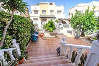 Casa adosada en venta en Altos - La Florida en Orihuela