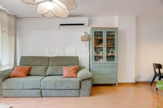 Piso en venta en La Verneda i la Pau en Barcelona