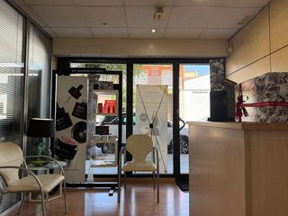 Local comercial en venta en El Poble Sec en Igualada