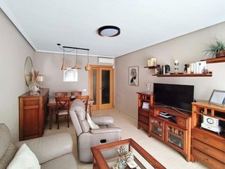 Piso en venta en Ciudad Jardín - Tagarete - El Zapillo en Almería