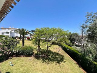 Piso en venta en Elviria en Marbella