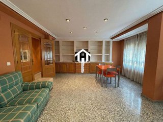 Piso en venta en Campoamor en Alicante