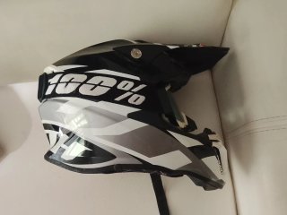 Casco Airoh y Gafas 100% Talla L