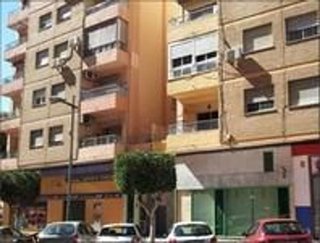 Local comercial en venta en Castell del Rey en Almería