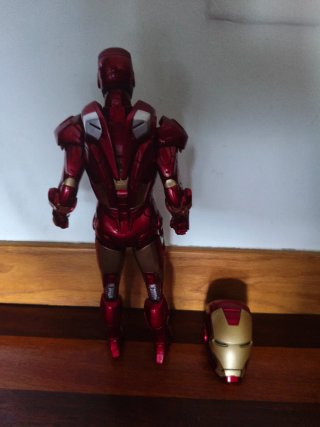Figura Iron Man 1/6