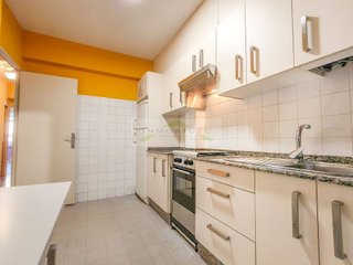Piso en venta en Monte Alto - Zalaeta - Atocha en Coruña (A)