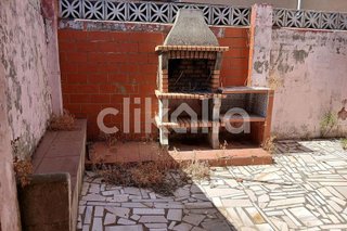 Chalet en venta en La Granja-La Colina-Los Pastores en Algeciras