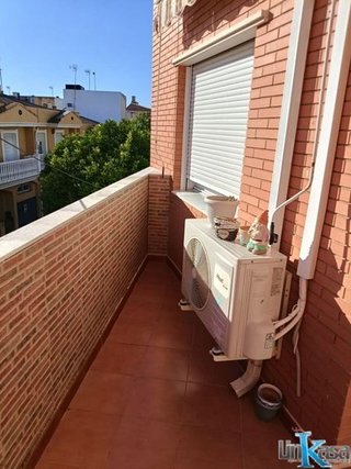 Casa adosada en venta en La Paz-Las Américas en Linares